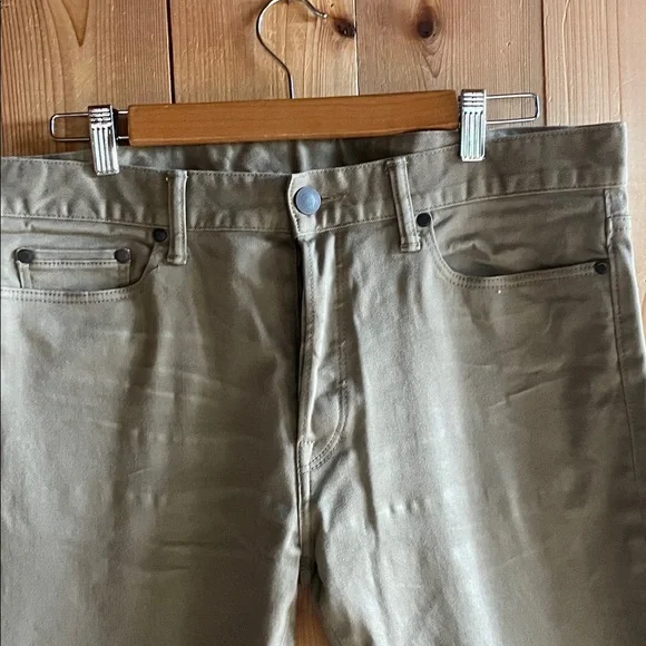 John Elliott Men's Cast Denim Jeans Button Fly Slim Fit Stretch 34 - Picture 2 of 5